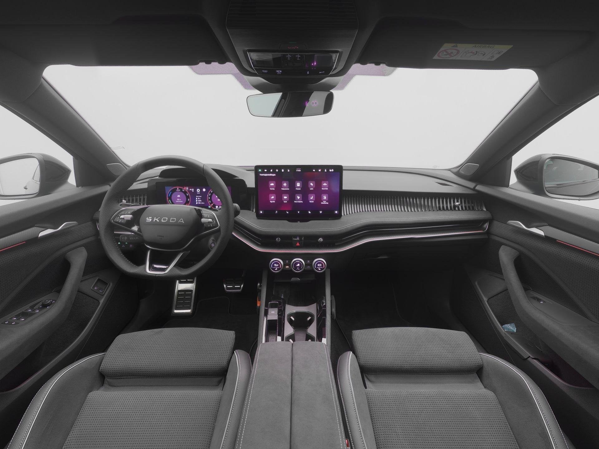 Skoda Superb Combi 1.5 TSI 204pk PHEV Sportline Business | P, Auto's, 4 cilinders, 1747 kg, Superb, Te koop