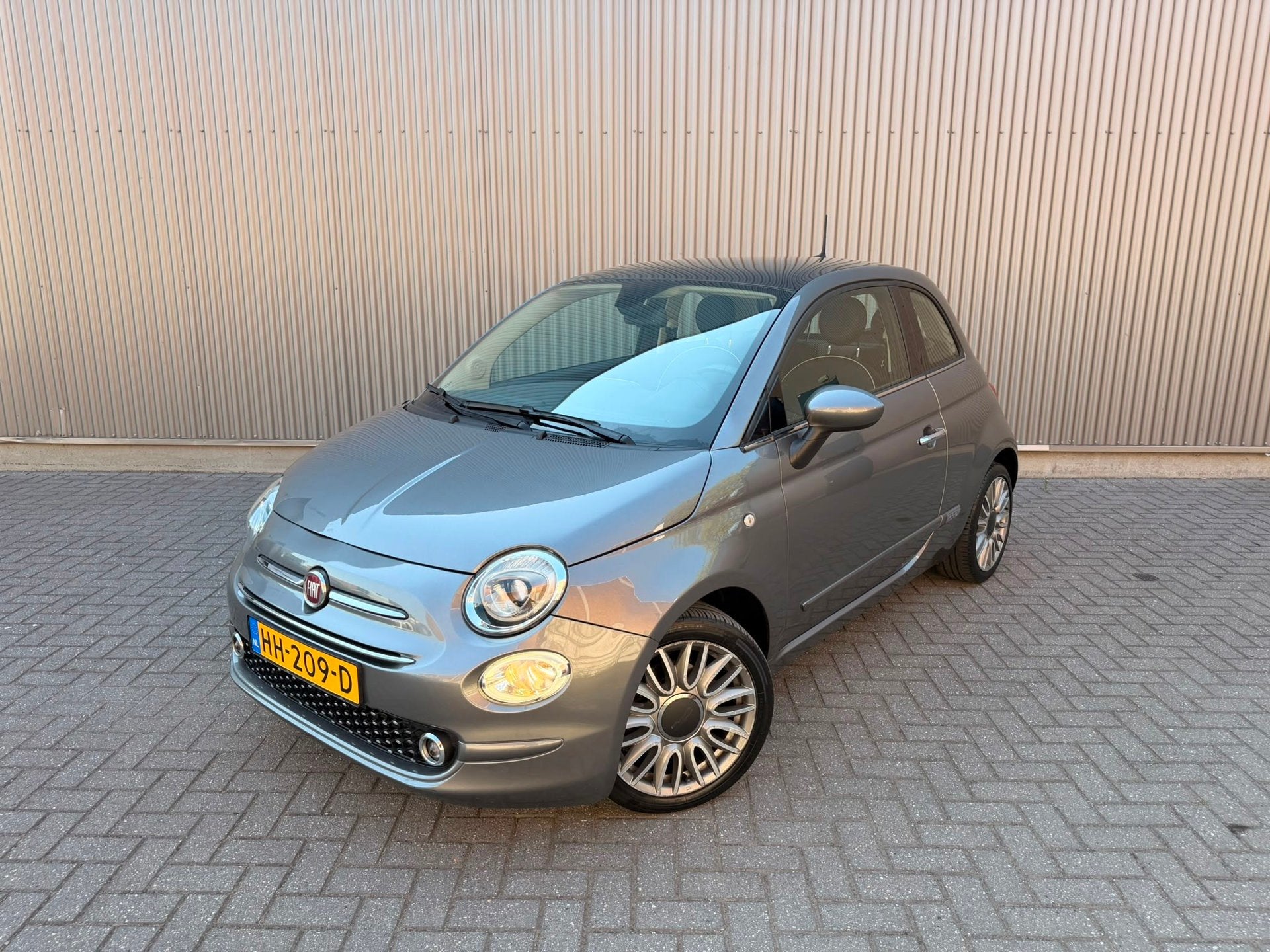 Fiat 500 0.9 TwinAir Turbo Lounge Navi|Panorama|Airco, Voorwielaandrijving, Gebruikt, 905 kg, Origineel Nederlands
