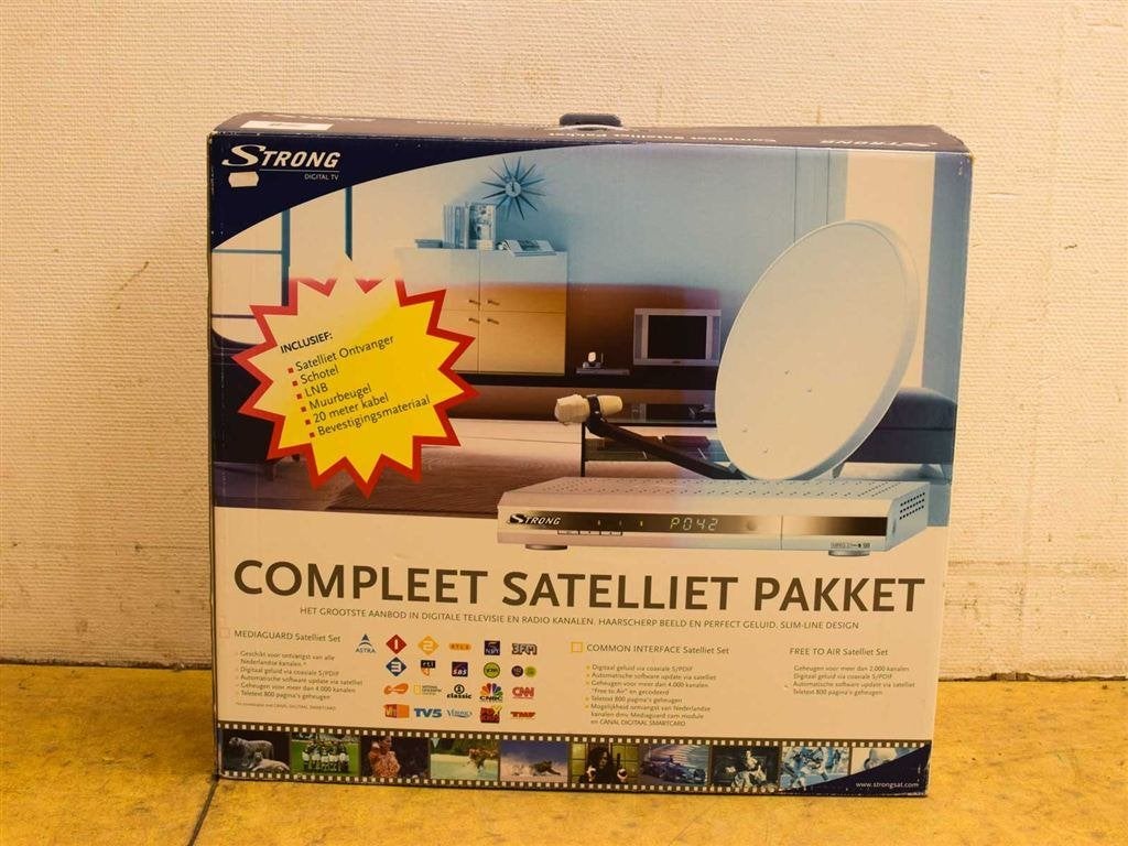 Satelliet Pakket 51340, Ophalen of Verzenden, Gebruikt, Overige merken
