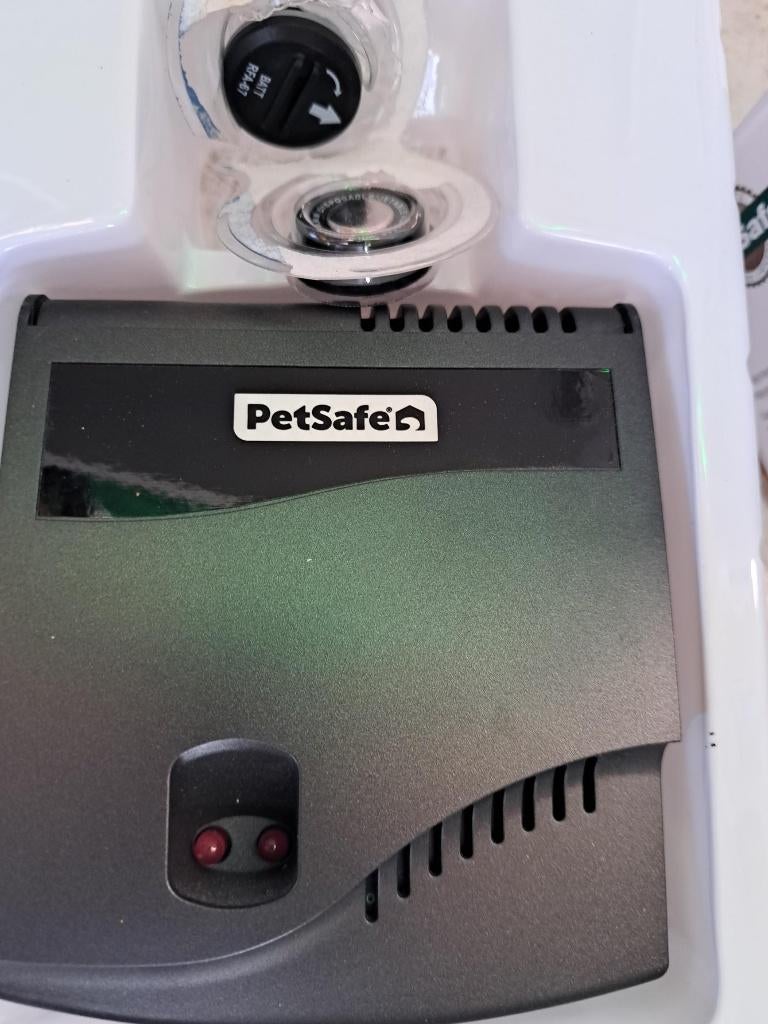 Pet Safe draadloze omheining voor honden, Ophalen of Verzenden, Zo goed als nieuw