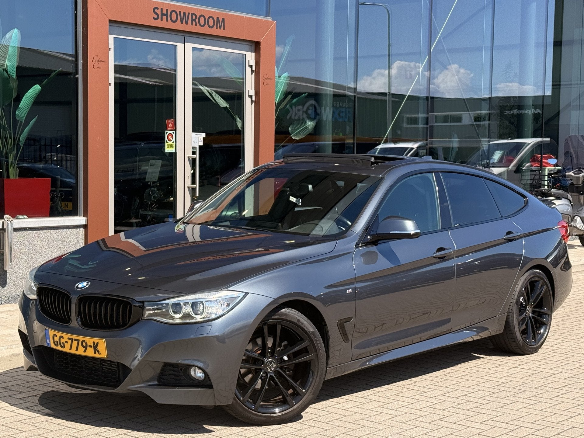 BMW 3-serie Gran Turismo 320i M-Sport | Pano | Leder | El. K, Auto's, Automaat, Achterwielaandrijving, Gebruikt, 4 cilinders