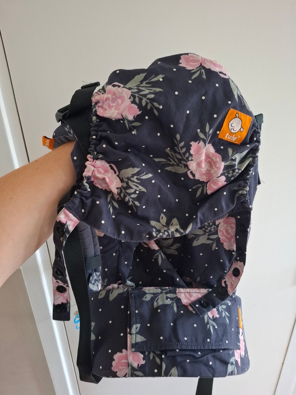 Tula Free to Grow draagzak - Bloemenpatroon, Kinderen en Baby's, Overige merken, Buik of Rug, Ophalen of Verzenden, Zo goed als nieuw