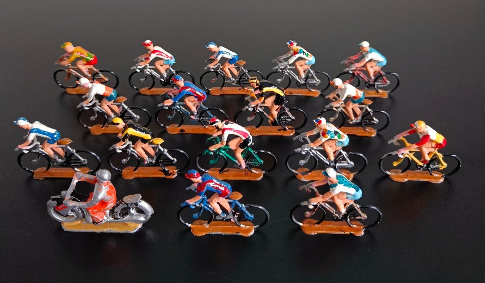Oude metalen miniatuur speelgoed wielrenners + motard., Ophalen of Verzenden