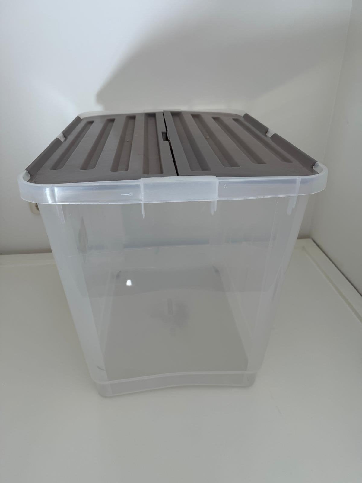 6 plastic bakken met deksels in verschillende kleuren, Ophalen of Verzenden, Gebruikt, Kunststof