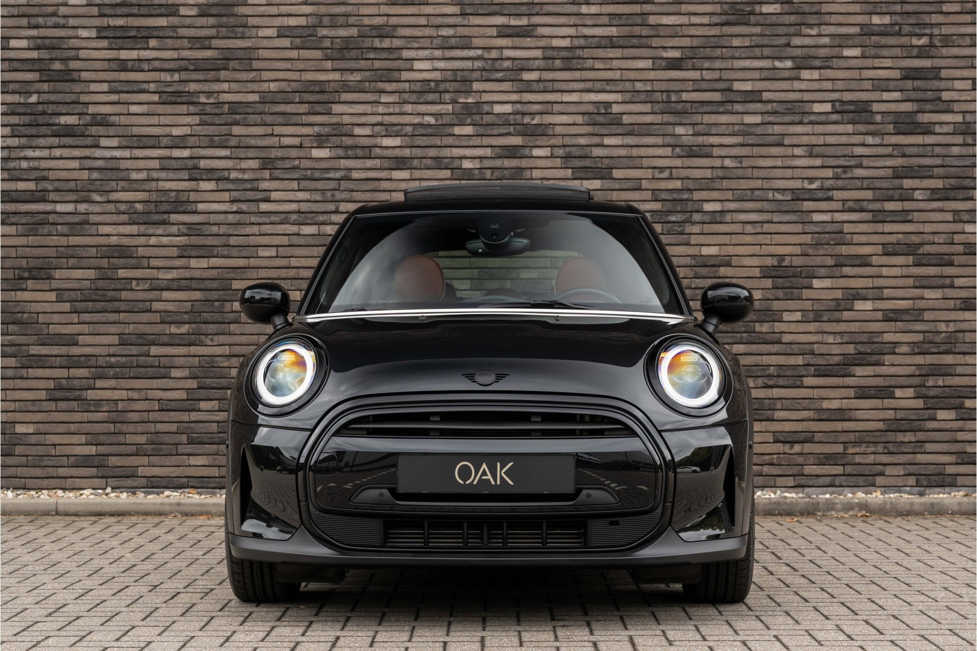 MINI 5-deurs 1.5 Cooper Aut. | Navi | Panorama | Chester Led, Auto's, 136 pk, Gebruikt, Zwart, Leder
