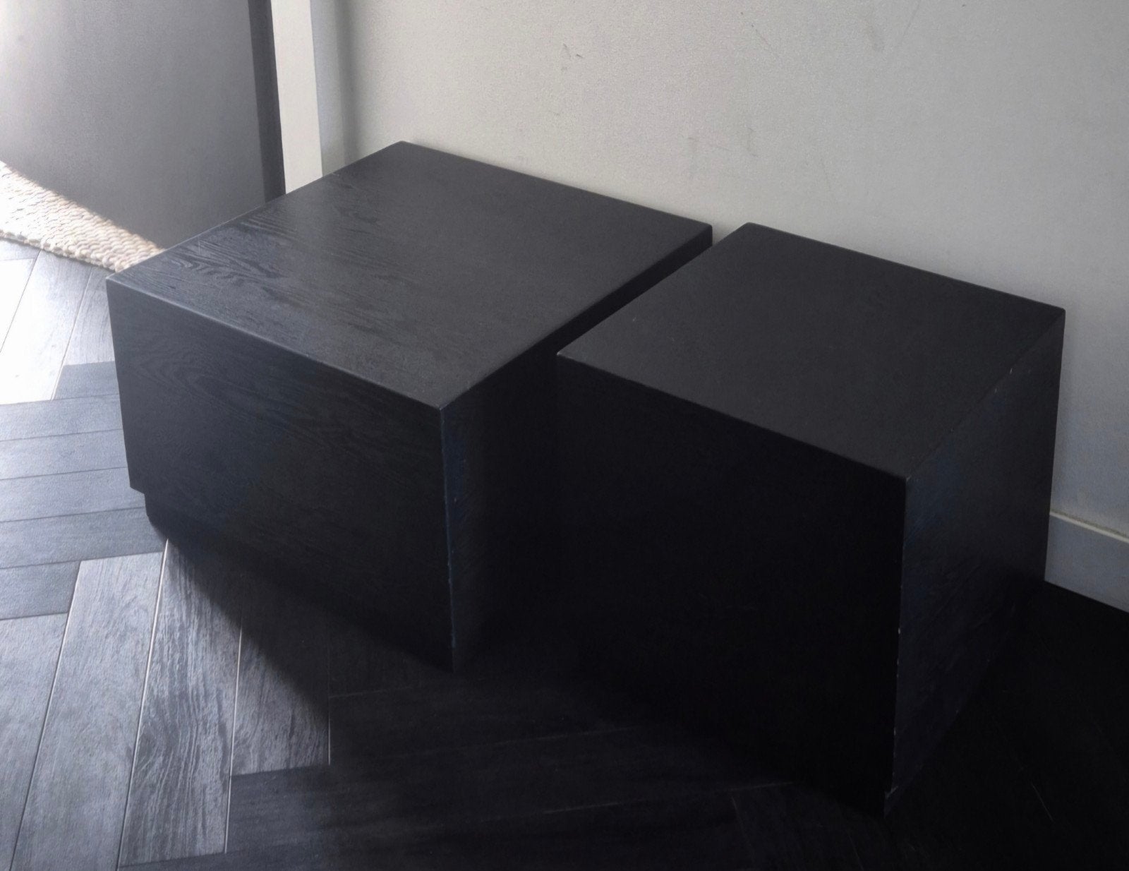 2x kubus tafel van Woood, Ophalen, Gebruikt, Rond