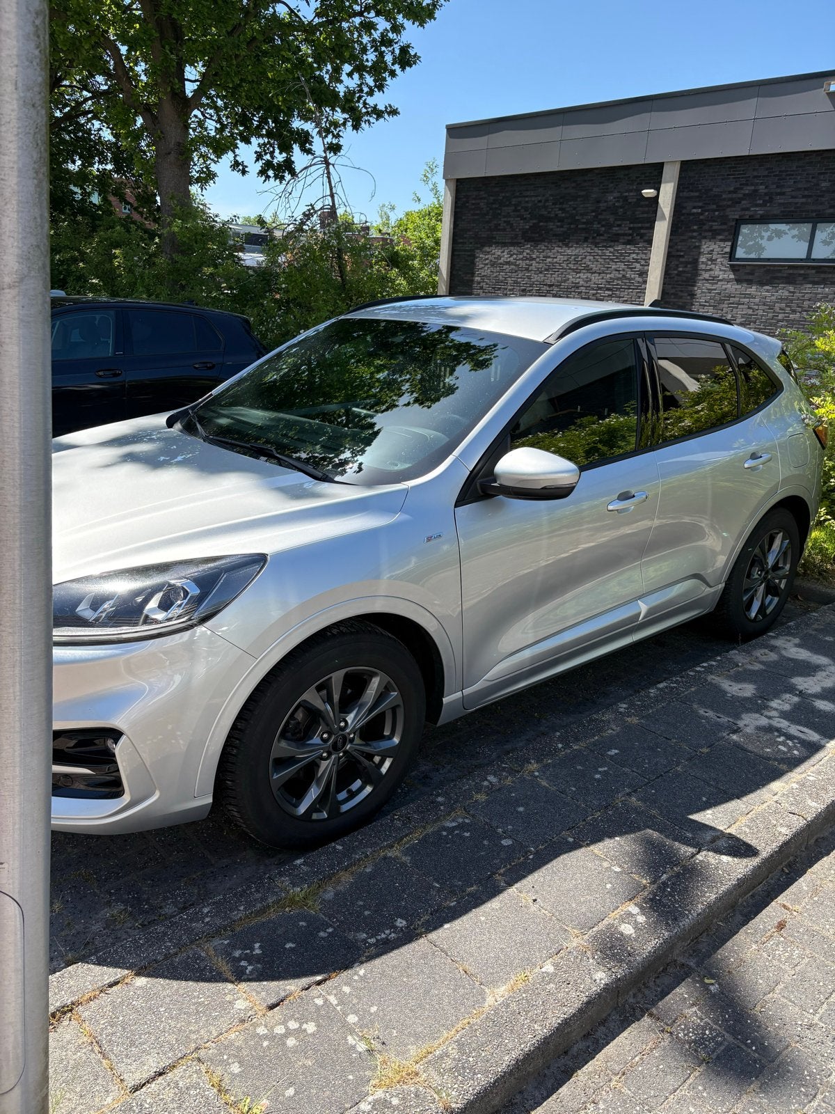 Ford Kuga 1.5 Ecoboost 150PK 2WD 2020 Grijs, Auto's, Voorwielaandrijving, 15 km/l, 1800 kg, 4 cilinders