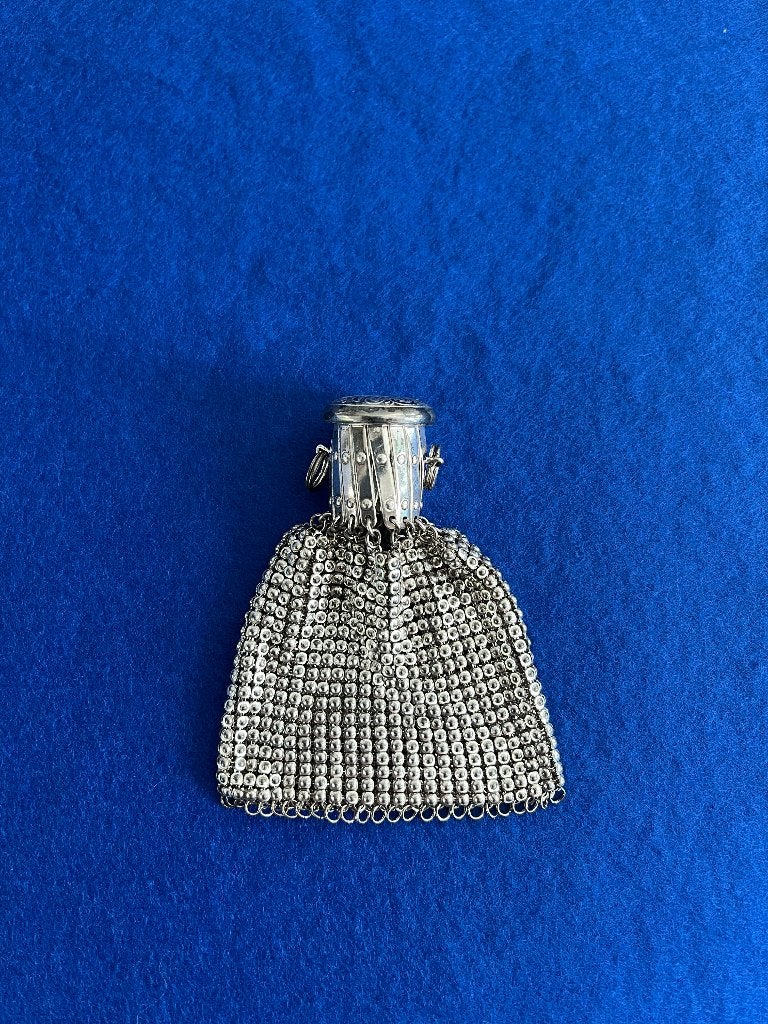 Zilverkleurig mesh-beursje voor kleingeld of rozenkrans, Antiek en Kunst, Ophalen of Verzenden