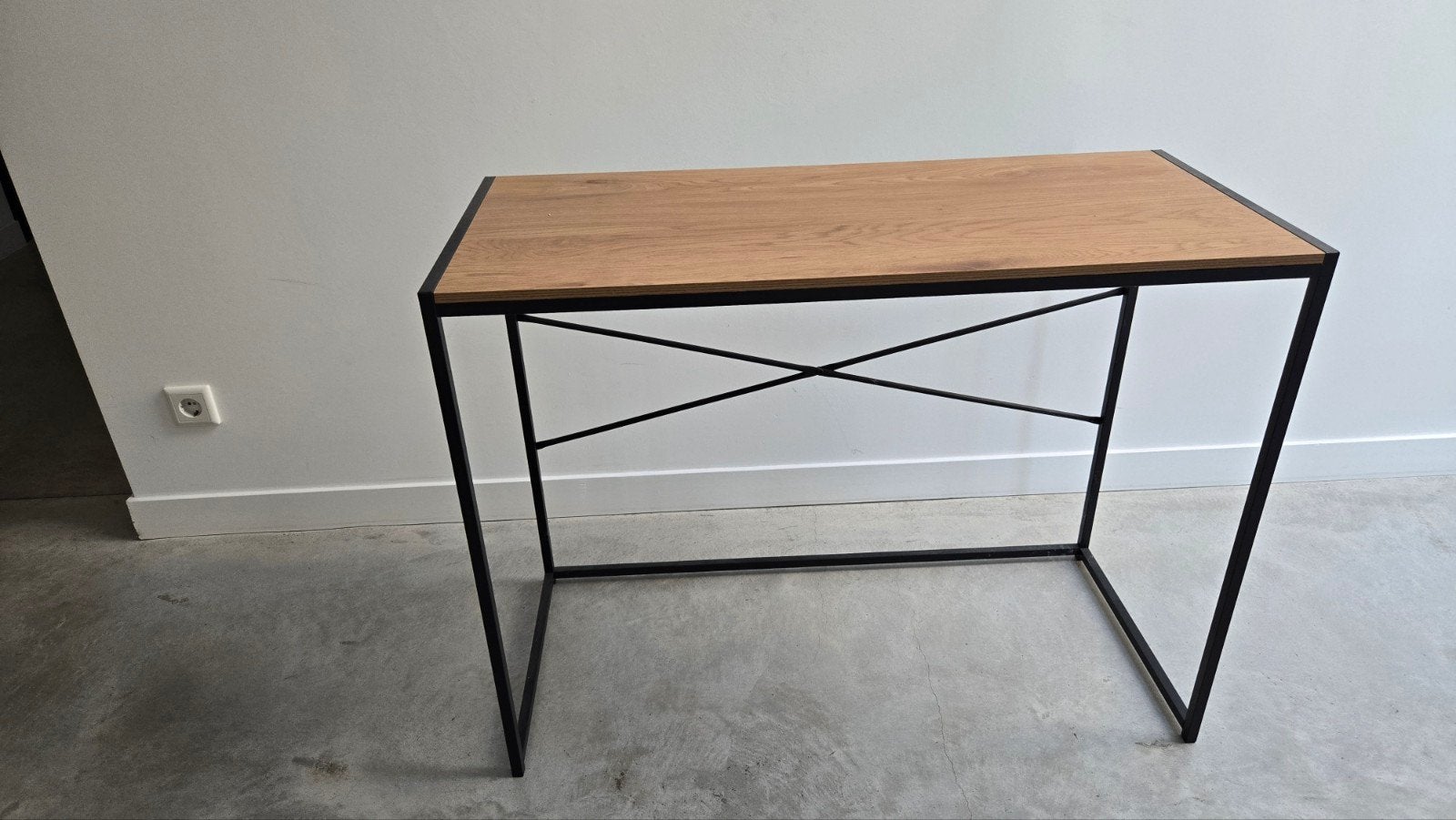 bureau staal, hout, Ophalen, Zo goed als nieuw, Metaal