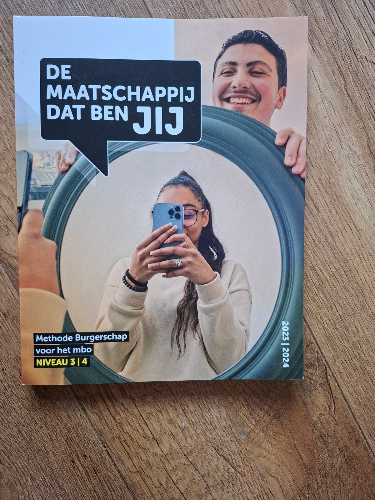 De Maatschappij Dat Ben Jij - MBO 3 & 4 Burgerschap, Boeken, Schoolboeken, Ophalen of Verzenden, Zo goed als nieuw, Overige niveaus