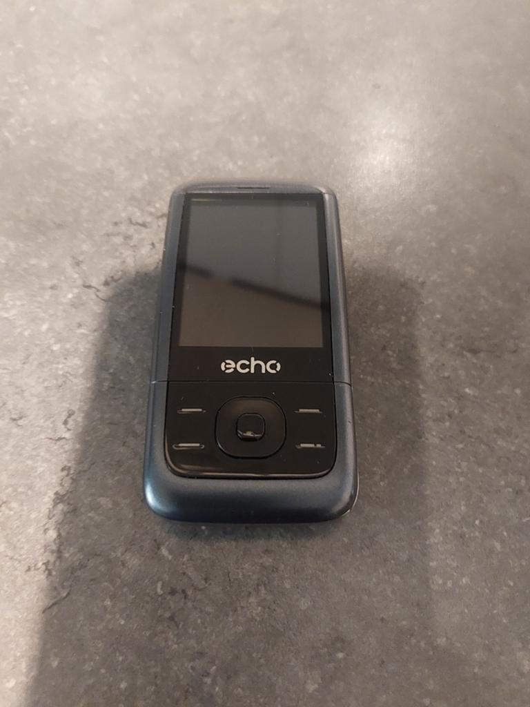 Echo Telefoon - Klassieke Schuiftelefoon met dual sim, Gebruikt, Schuifmodel, Ophalen of Verzenden, Minder dan 3 megapixel