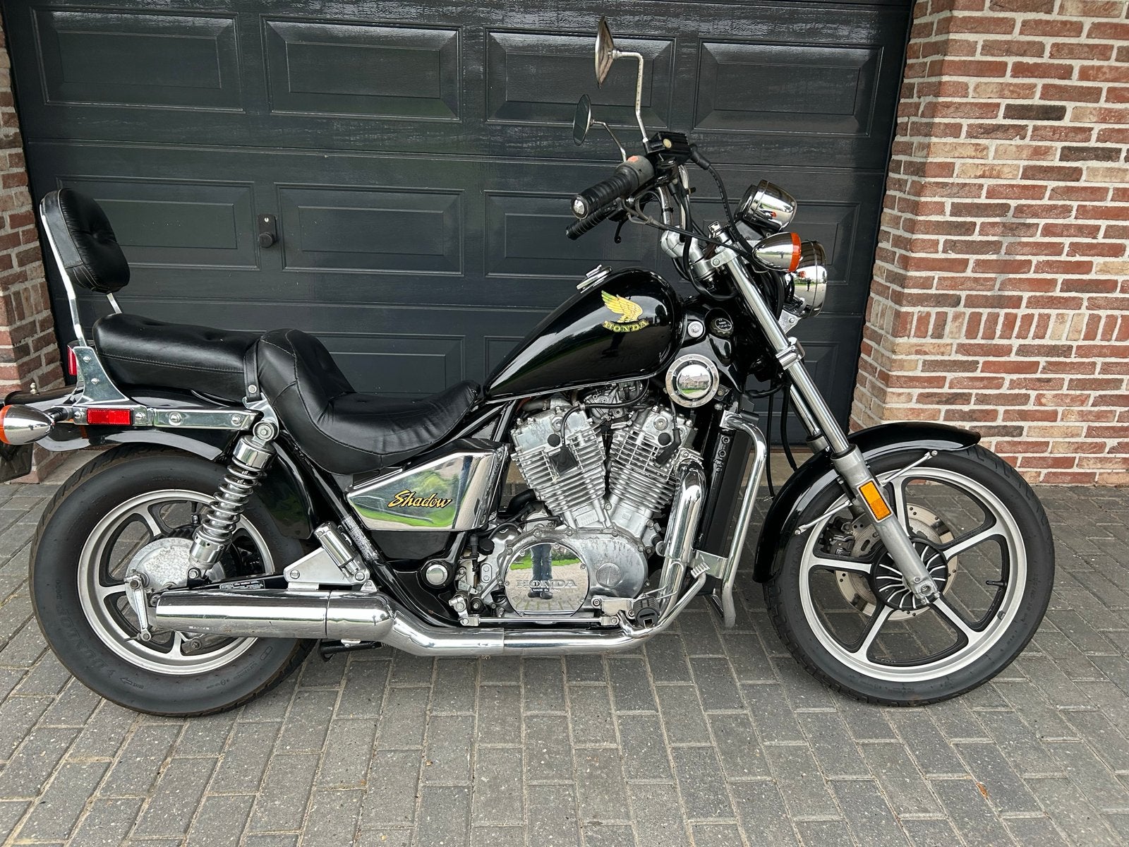 Honda Shadow VT700- Klassieke Chopper, Cardan-aandrijving, 2 cilinders, Gebruikt, Particulier