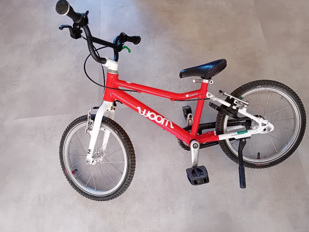 WOOM 3 kinderfiets, 16 inch, ROOD, Fietsen en Brommers, Ophalen, Zijwieltjes, Woom, 16 tot 20 inch