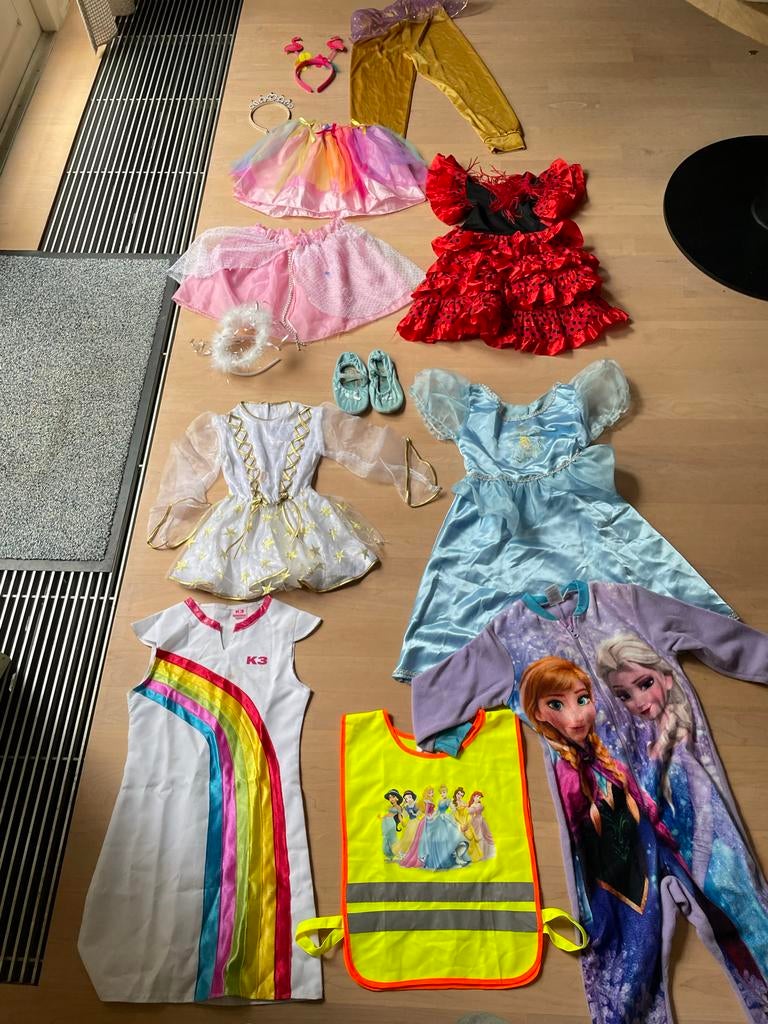 Verkleedkleren meisje 3-6 jaar - Diverse prinsessen & meer, Kinderen en Baby's, Carnavalskleding en Verkleedspullen, Ophalen of Verzenden