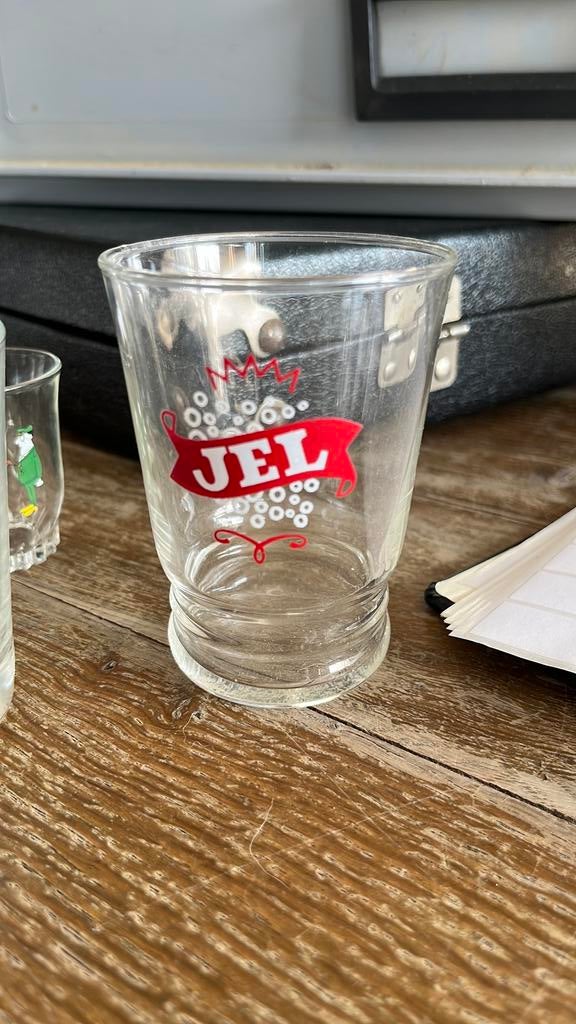 Oud limonade glas van JEL in goede staat, Ophalen of Verzenden, Zo goed als nieuw, Gebruiksvoorwerp
