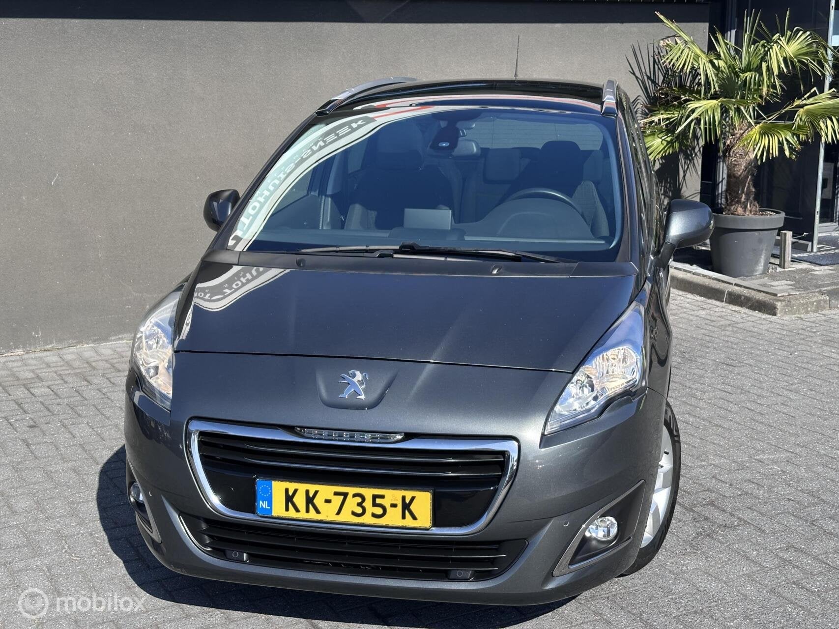 Peugeot 5008 1.2 PureTech Style 7p. | Pano |Camera |Trekhaak, Auto's, Voorwielaandrijving, Gebruikt, Euro 6, 1199 cc