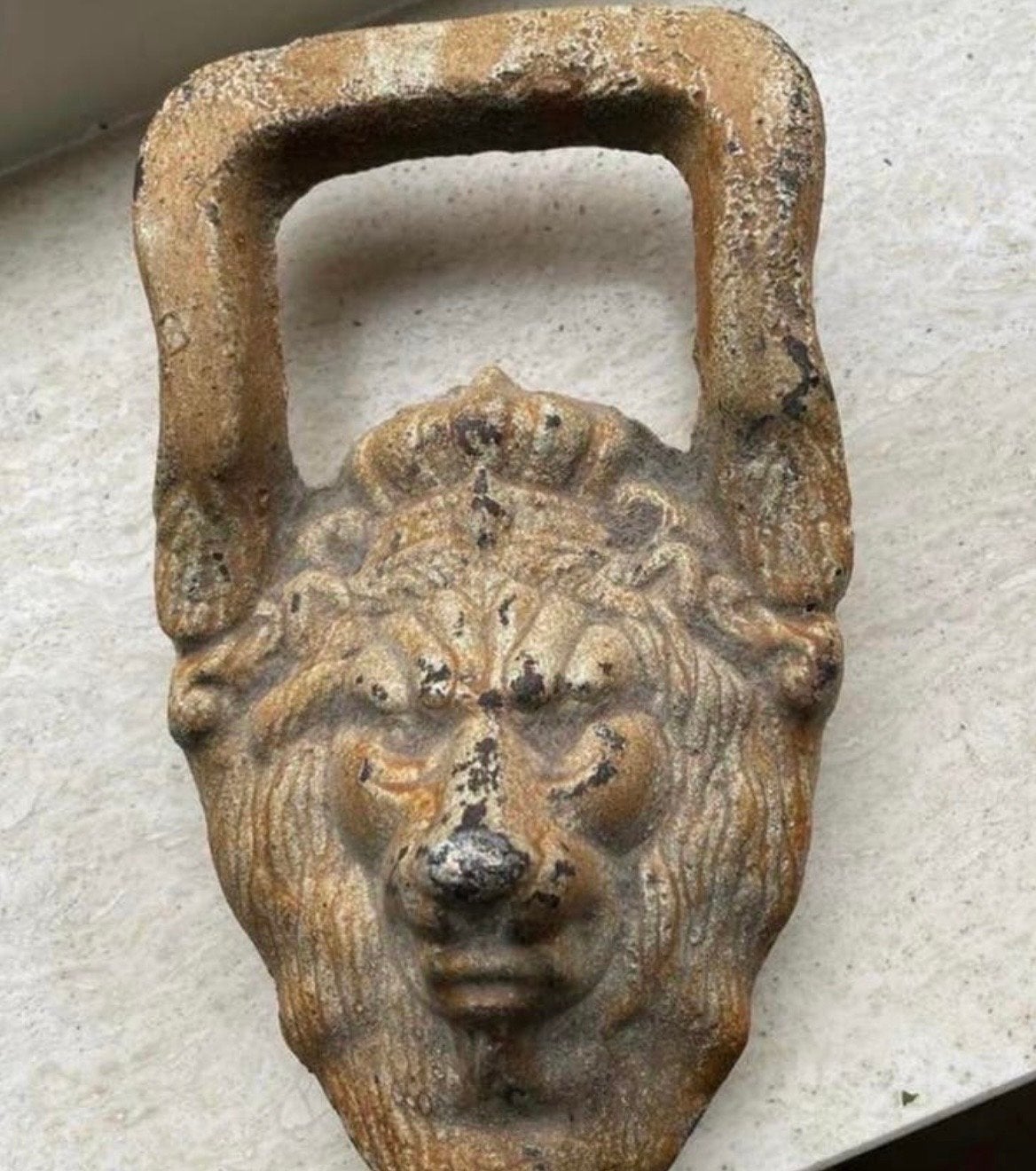 Antieke gietijzeren leeuwenkop deurbel, Ophalen of Verzenden