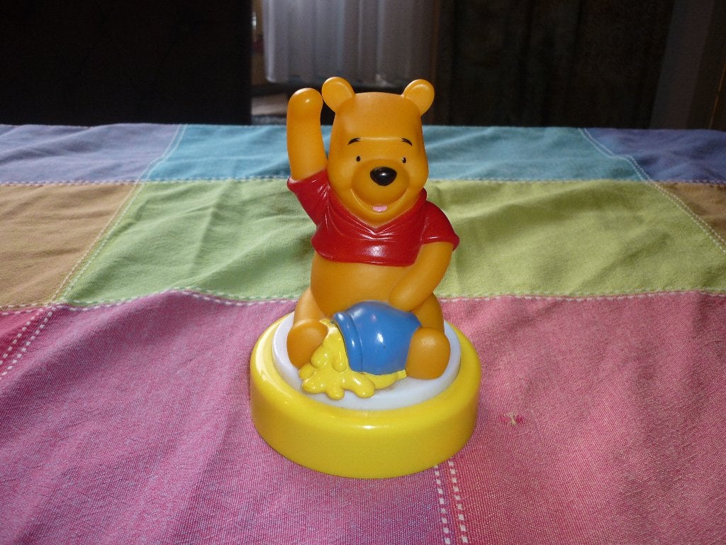 3 D nachtlampje Winnie de Pooh van kunststof in goede staat, Ophalen of Verzenden, Winnie de Poeh of vrienden, Zo goed als nieuw