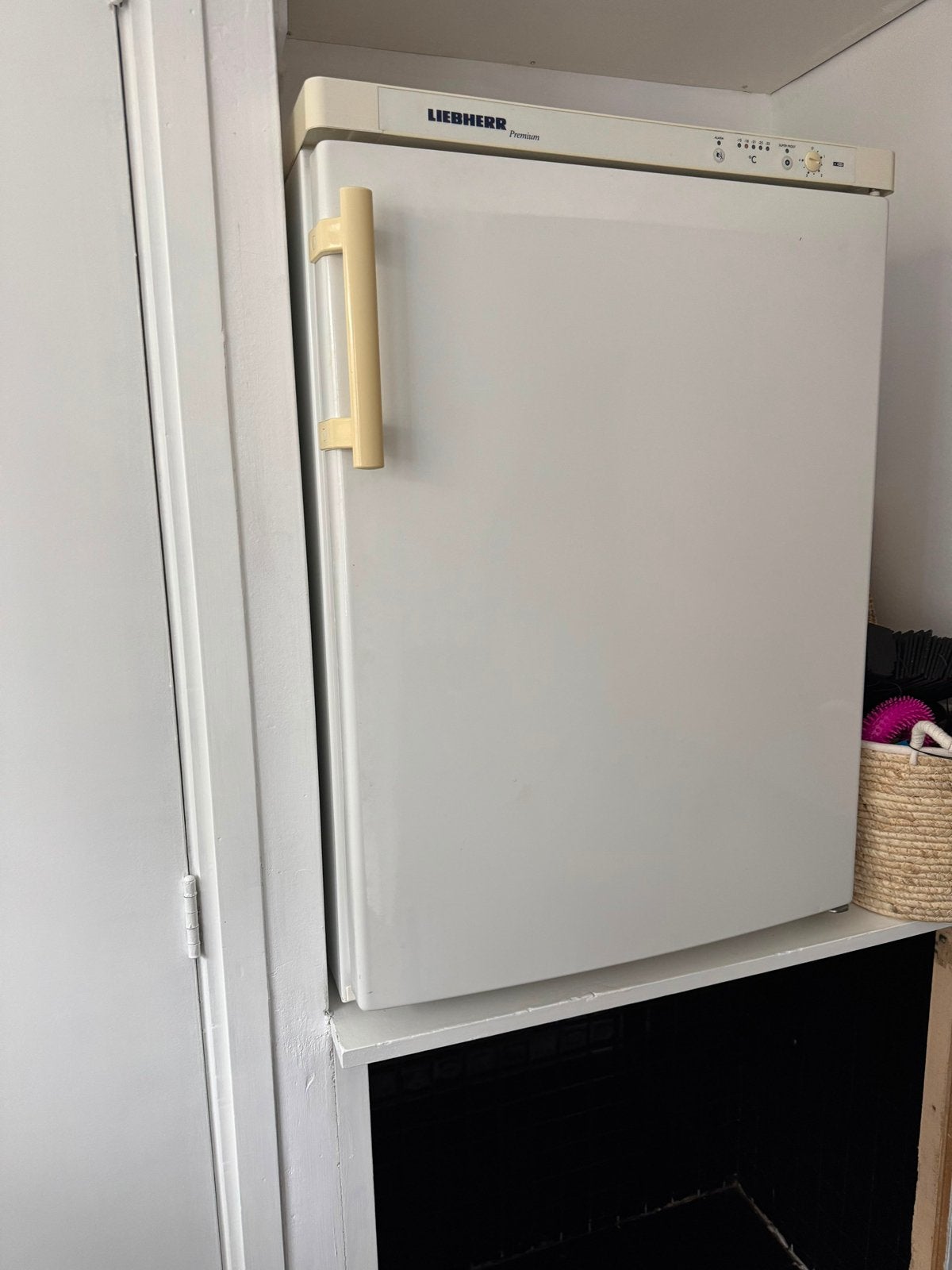 Liebherr vriezer, Witgoed en Apparatuur, Vriezers en Diepvrieskisten, Zo goed als nieuw, Ophalen, Vrieskast, 85 tot 120 cm