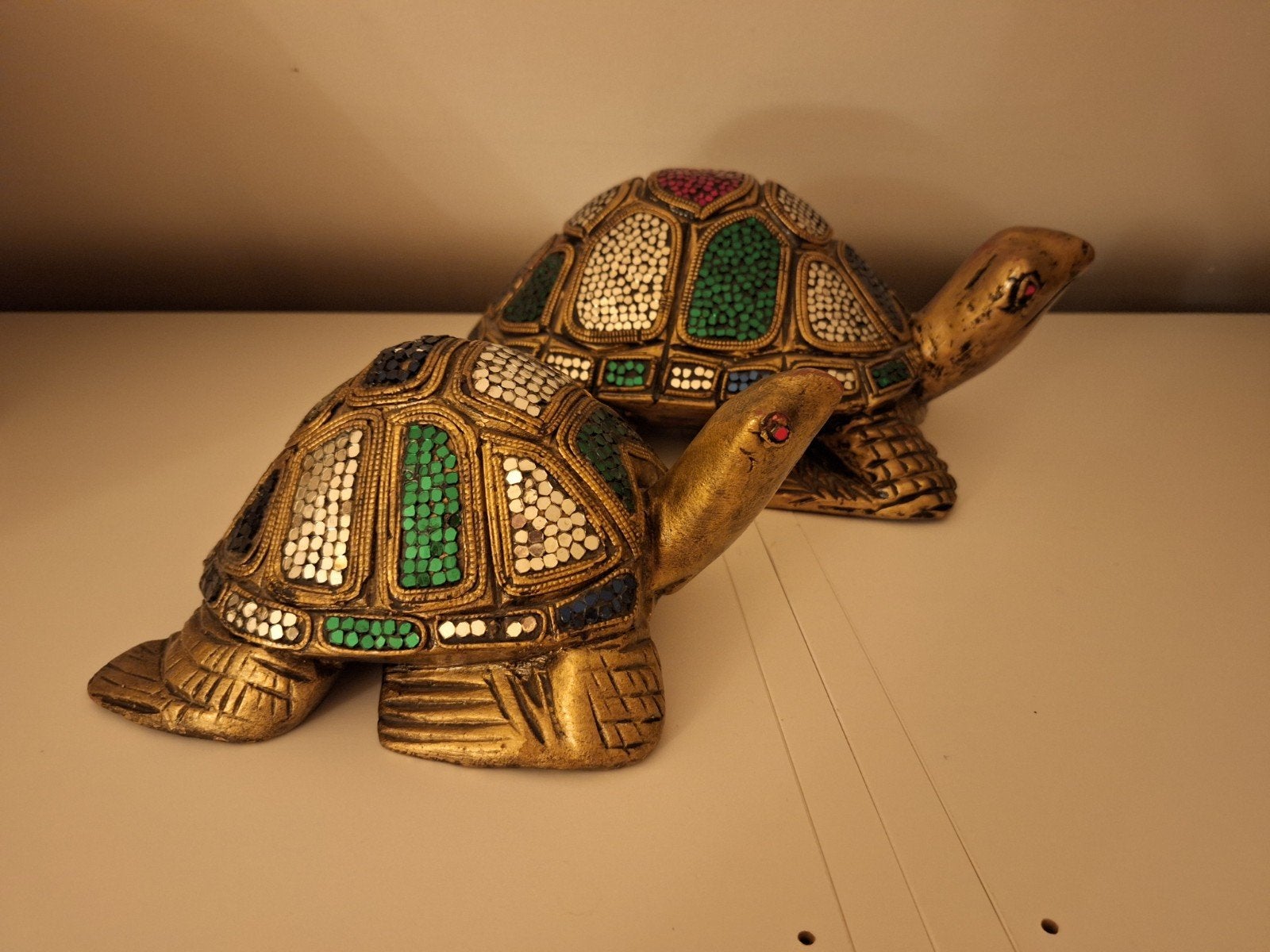 Decoratieve schildpadden met mozaïek (set van 2), Antiek en Kunst, Ophalen of Verzenden