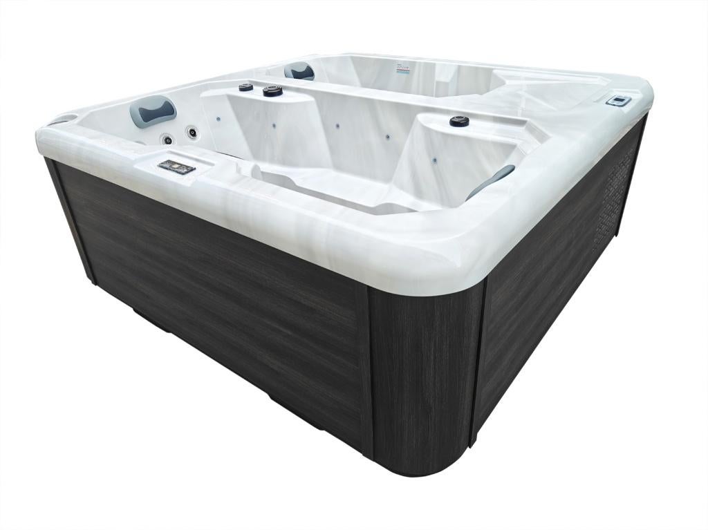 Foto 2 van combinatie buitenspa en ijsspa in 1 50% korting weg =weg !!!