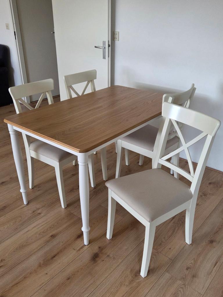 Ikea DANDERYD eettafel met 4 INGOLF stoelen - z.g.a.n., Ophalen of Verzenden, Zo goed als nieuw, Scandinavisch, Landelijk, 4 tot 6 stoelen