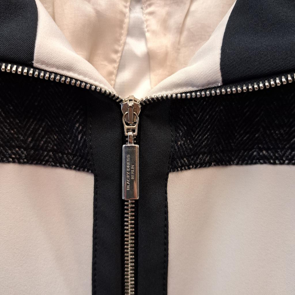 Blacky Dress mouwloos vest/ bodywarmer blauw creme M 50290, Maat 38/40 (M), Blacky Dress, ., Zwart
