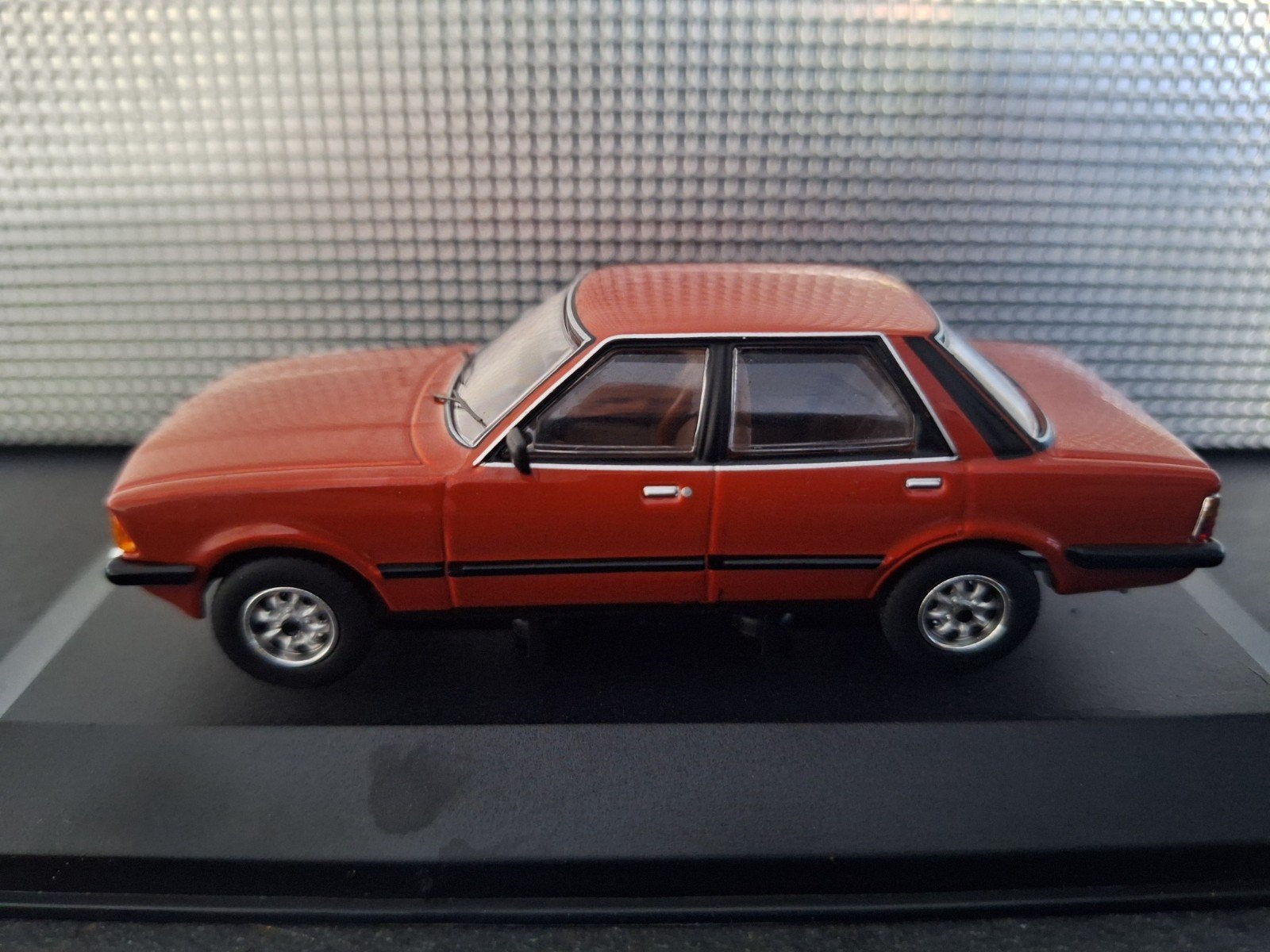 Ford Cortina MK5 1.6 GL Schaal 1:43, Auto, Vanguards, Nieuw, Ophalen of Verzenden