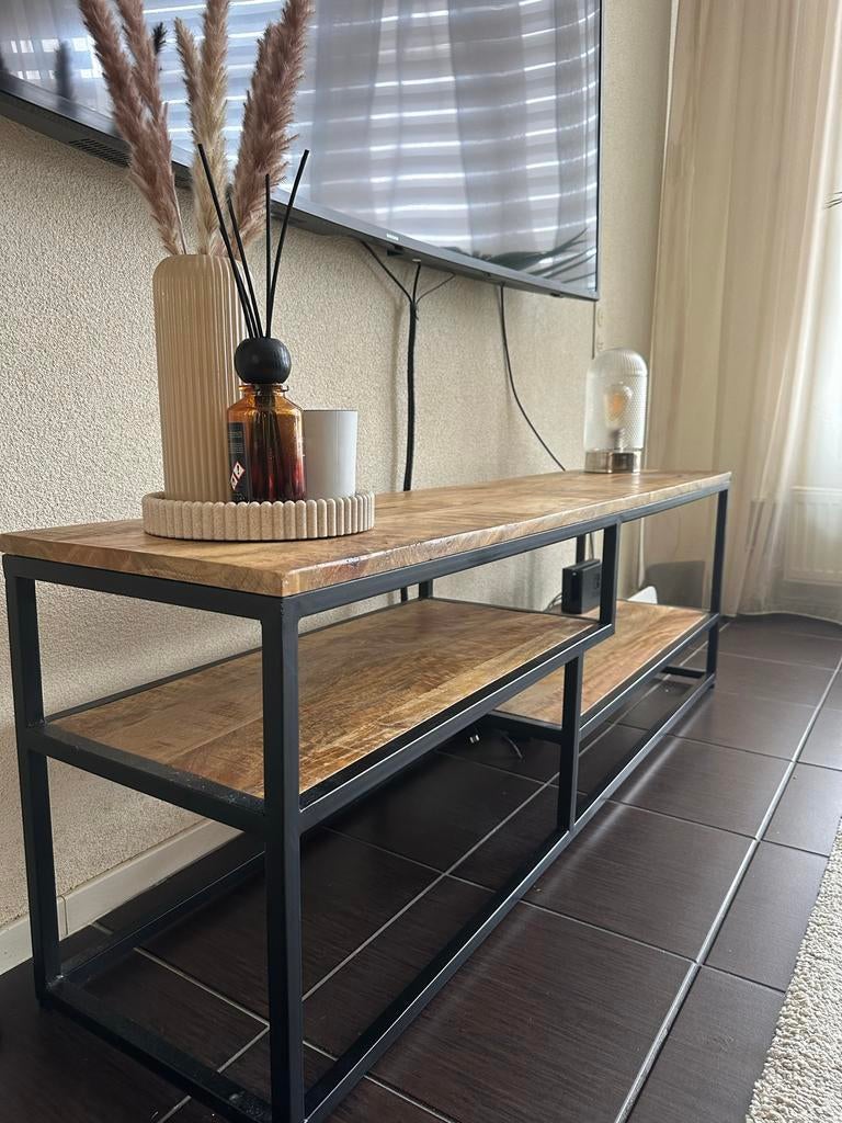 Industrieel TV-meubel van mangohout - 150x50 cm, Ophalen, 100 tot 150 cm, Zo goed als nieuw, Minder dan 100 cm