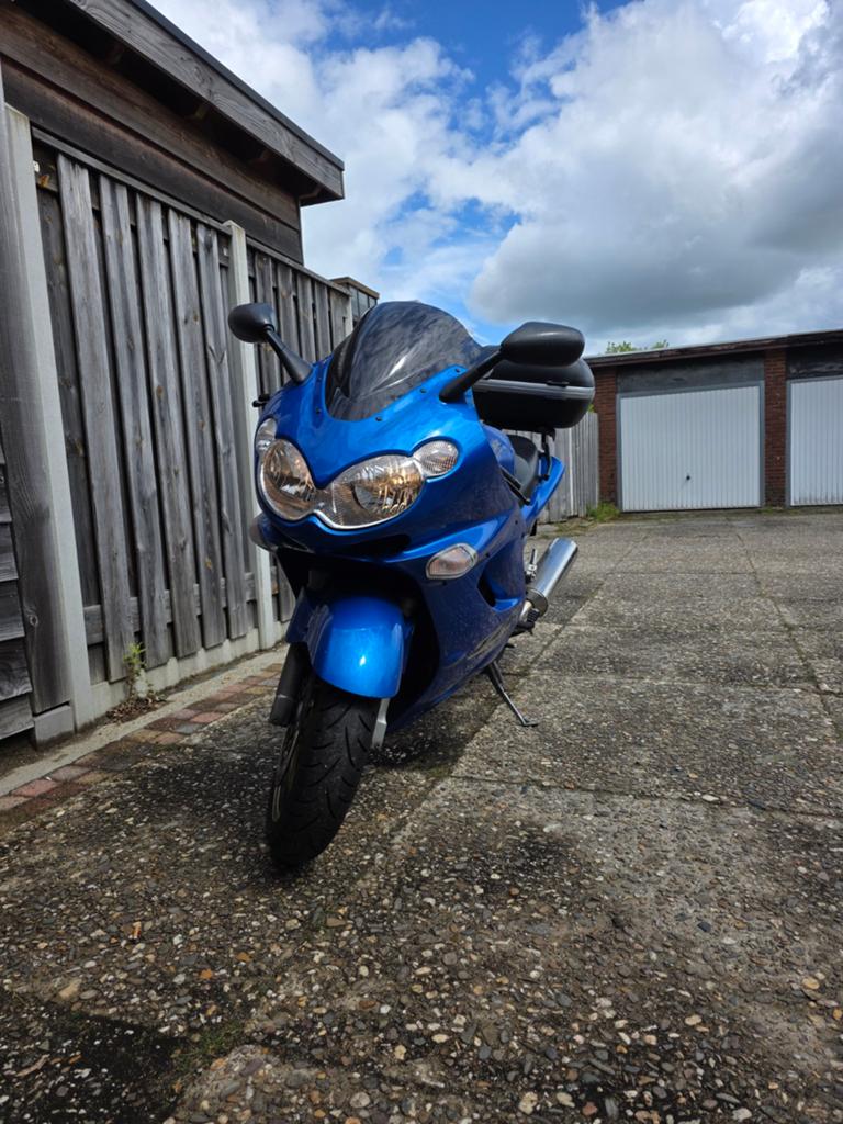 Kawasaki ZZR 1200 - Krachtige Sporttoermotor met Hyperpro, 4 cilinders, Gebruikt, Particulier, Toermotor