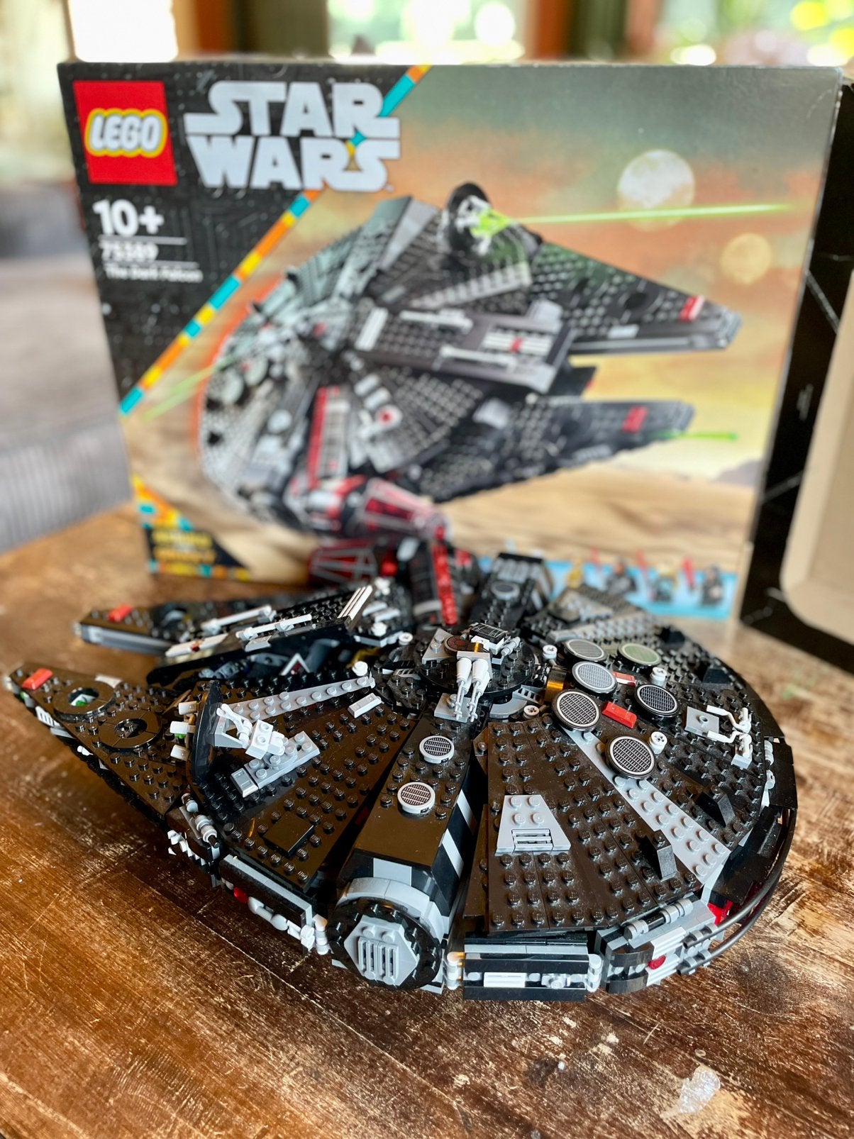 LEGO Star Wars | The Dark Falcon 75389