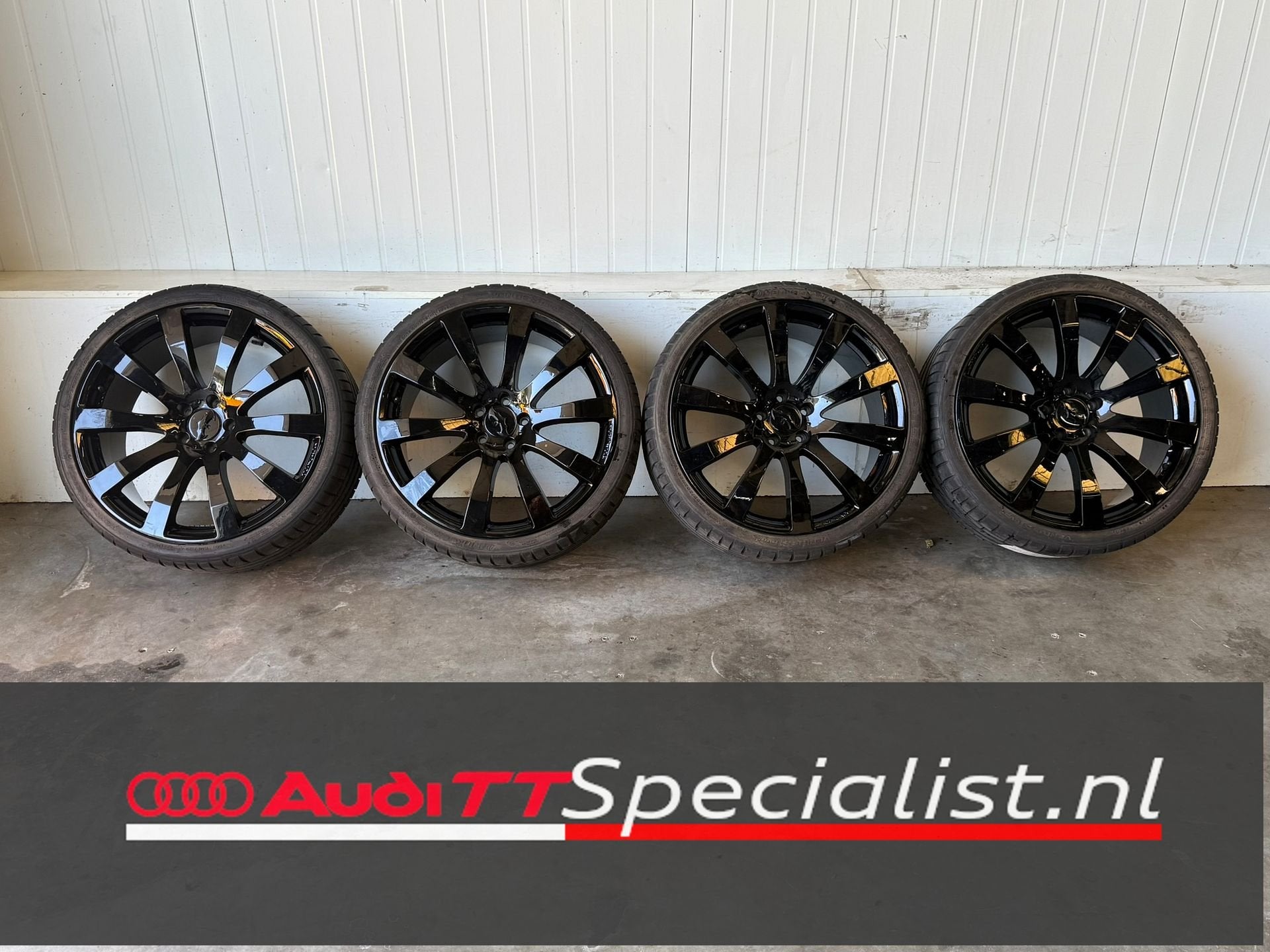 Zomerbanden set 20 inch Audi TT MK2 steek 5 x 112, Ophalen, Gebruikt, 255 mm, -