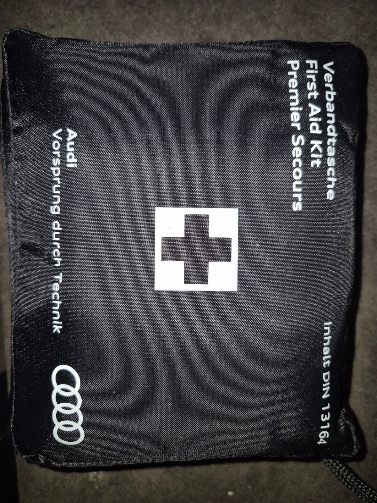 Ehbo kit verbanddoos audi, Ophalen