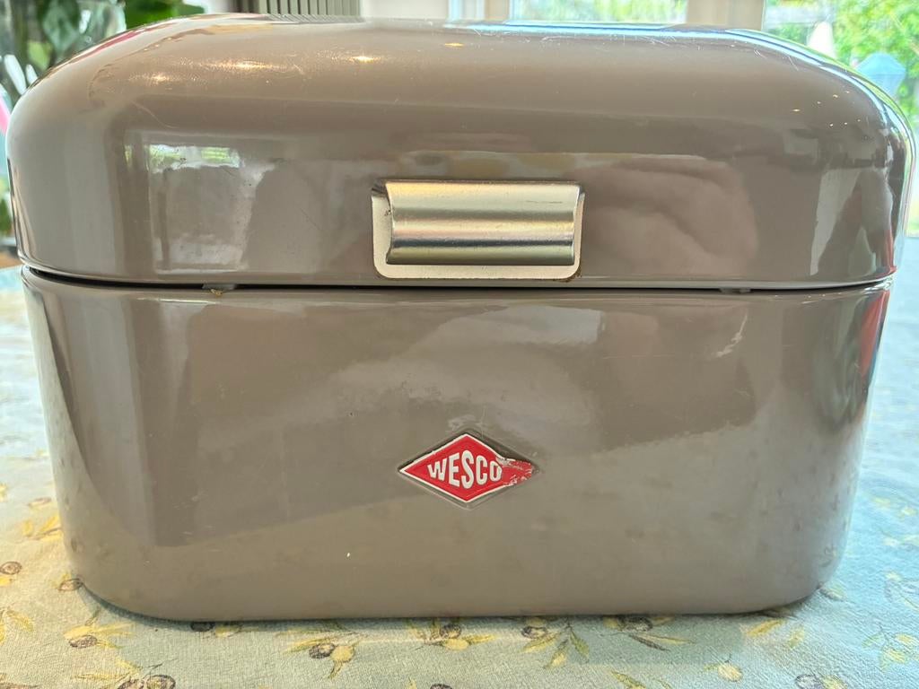 Wesco broodtrommel in kleur taupe, Ophalen, Zo goed als nieuw, Metaal, Broodtrommel