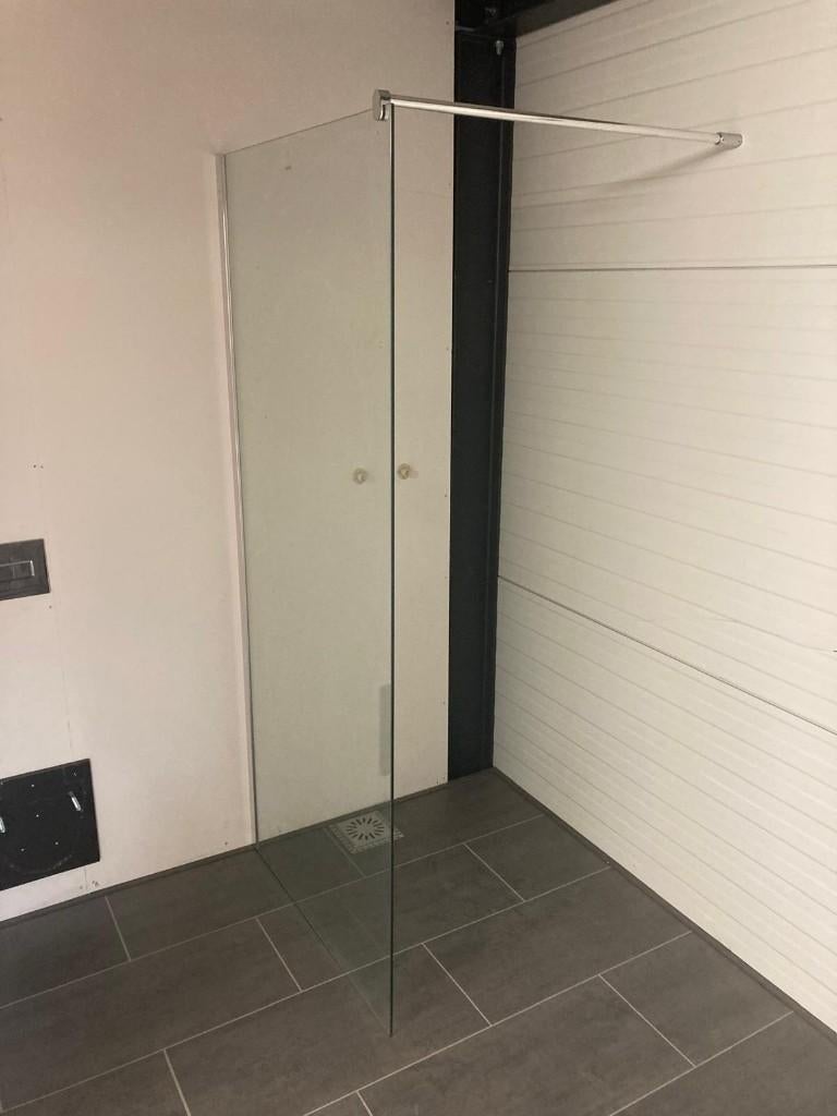 Showroomopruiming – Inloopdouche glaswand / douchescherm, Huis en Inrichting, Ophalen, Nieuw
