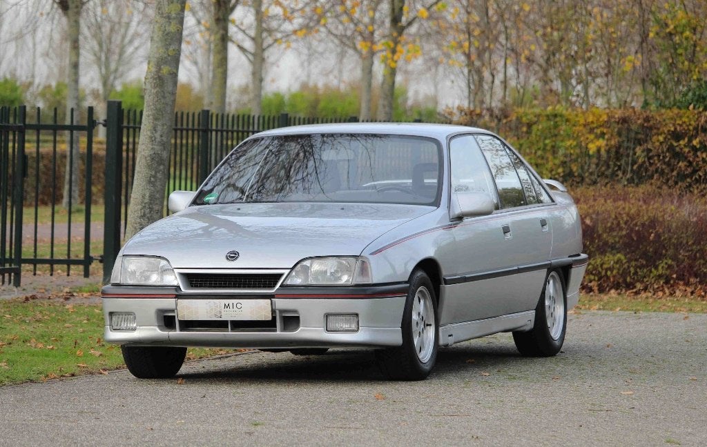 Zeldzaam icoon! |Opel Omega 3.0i 3000 | 1987 | MRB vrij!, Auto's, Achterwielaandrijving, 2969 cc, Elektrische ramen, 157 pk