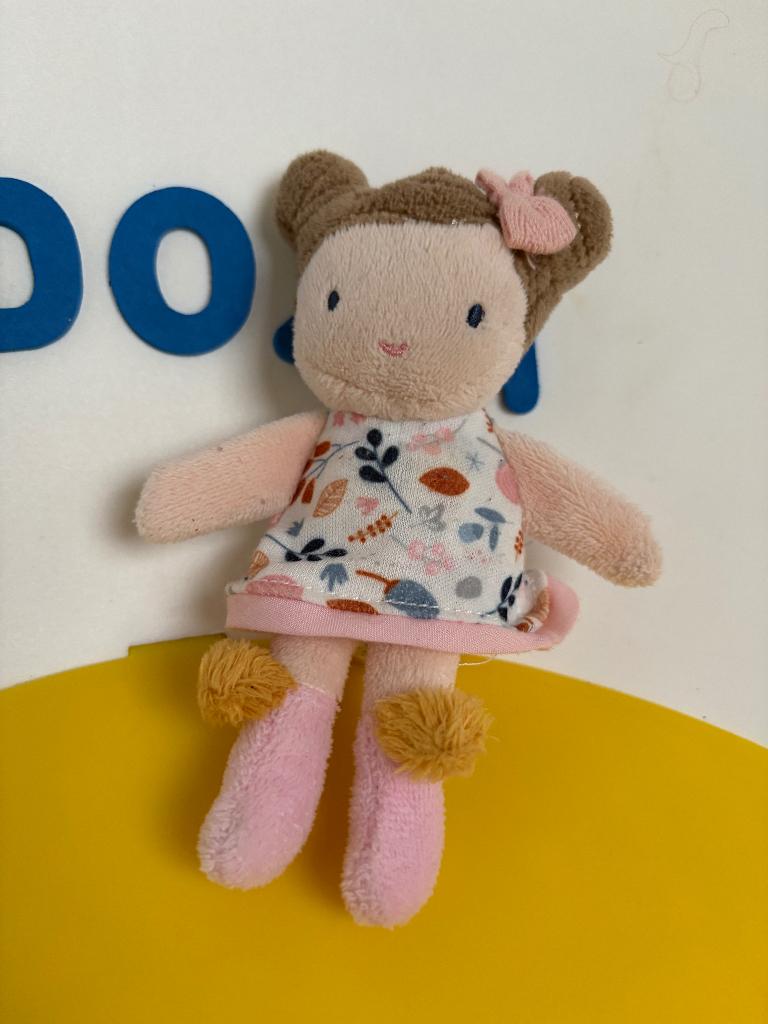 K1255 little dutch pop popje meisje klein, Ophalen of Verzenden, Overige typen