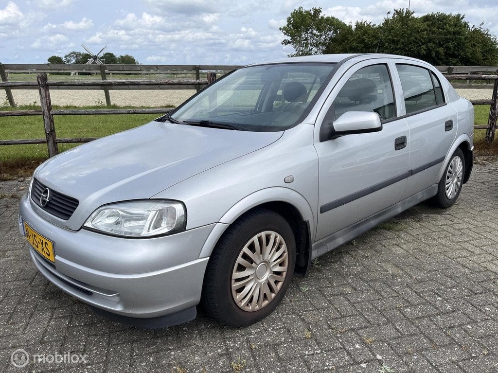 Opel Astra 1.6-16V Edition, Auto's, Voorwielaandrijving, 101 pk, Gebruikt, 4 cilinders