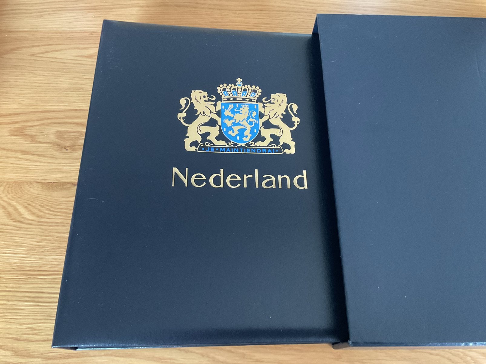 Nederland luxe Davo LX deel 5 2001 tm 2008 met hoes, Ophalen of Verzenden, Verzamelalbum