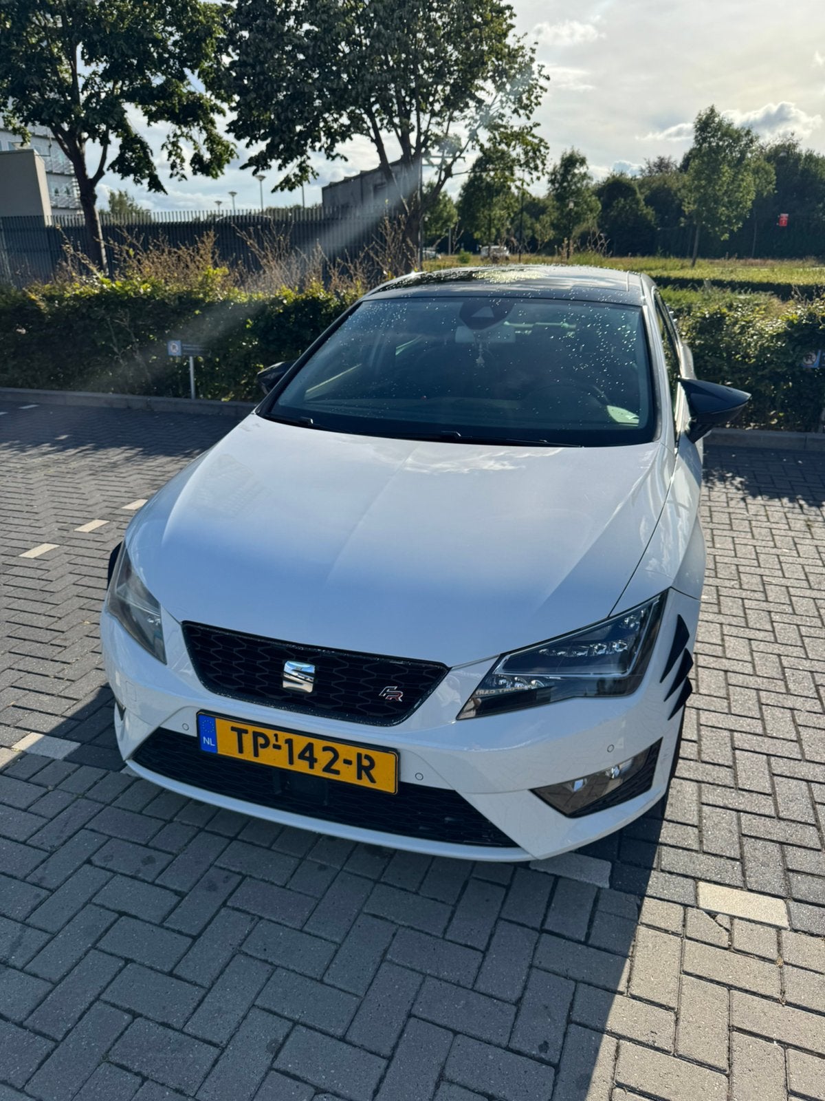 Seat Leon 2.0 TDI 135KW/184PK Dsg-6 2015 Wit, 4 cilinders, 1290 kg, Leon, Wit