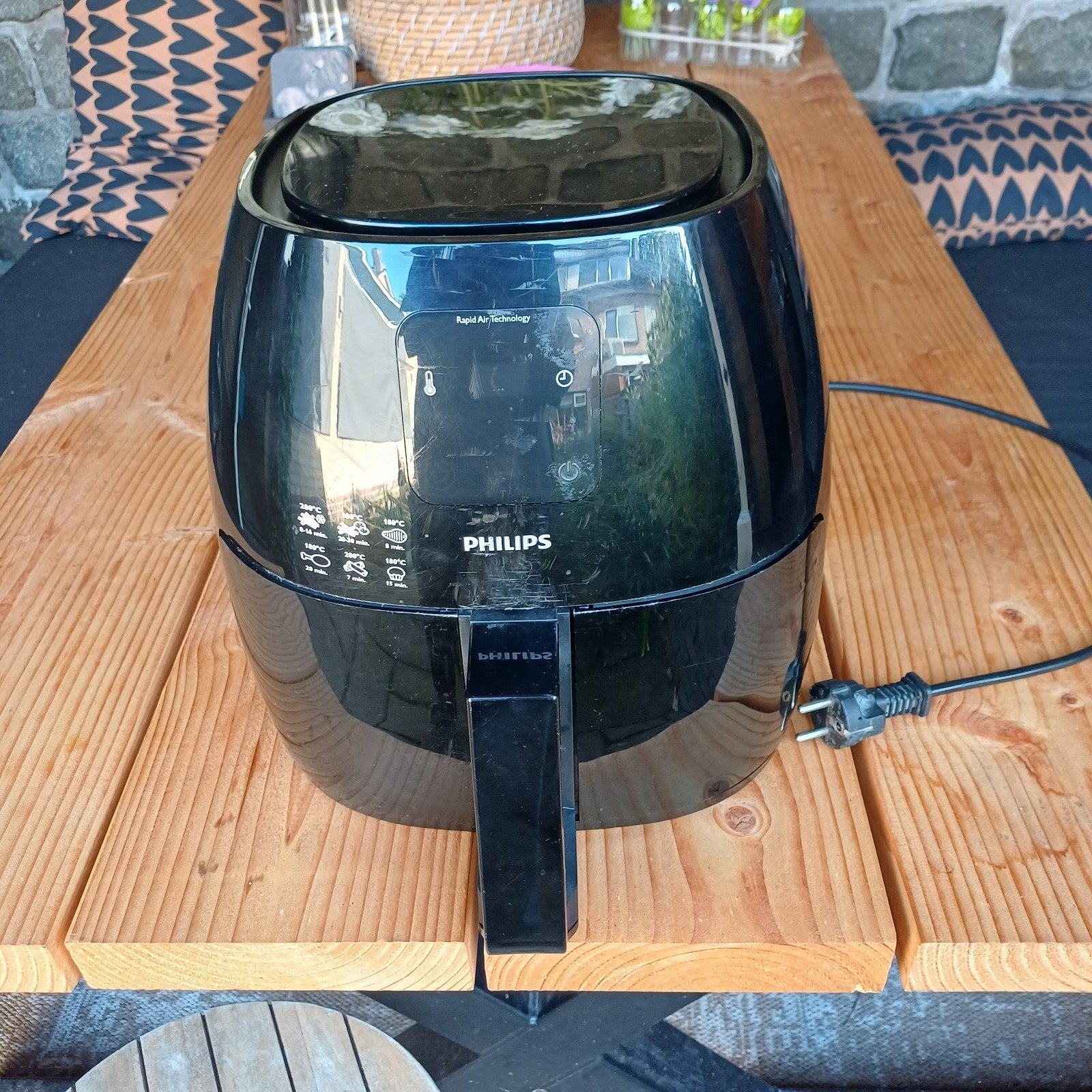 Philips Airfryer HD9240 - Gebruikt maar goed en schoon, Ophalen, Gebruikt, Airfryer