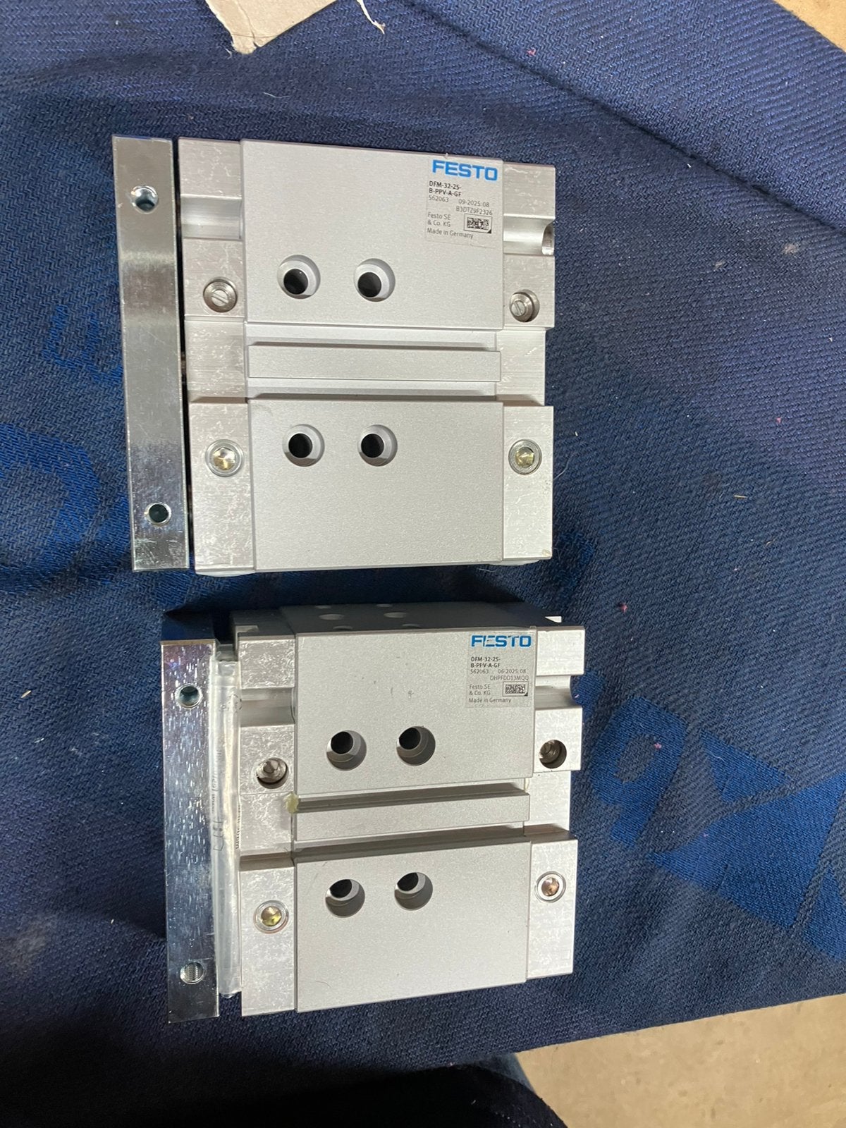 Festo pneumatic geleidingscilinder nieuw dfm3225bppvagf, Ophalen of Verzenden, Zo goed als nieuw