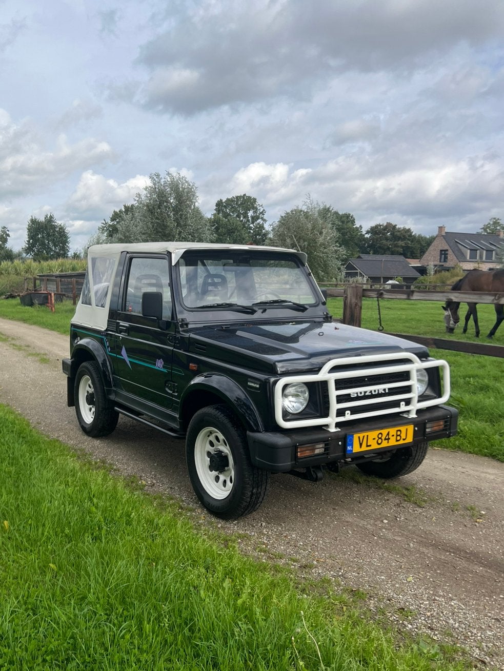 Suzuki Samurai Rhino 4WD 1991, Auto's, 447 kg, 64 pk, 4 cilinders, Zwart