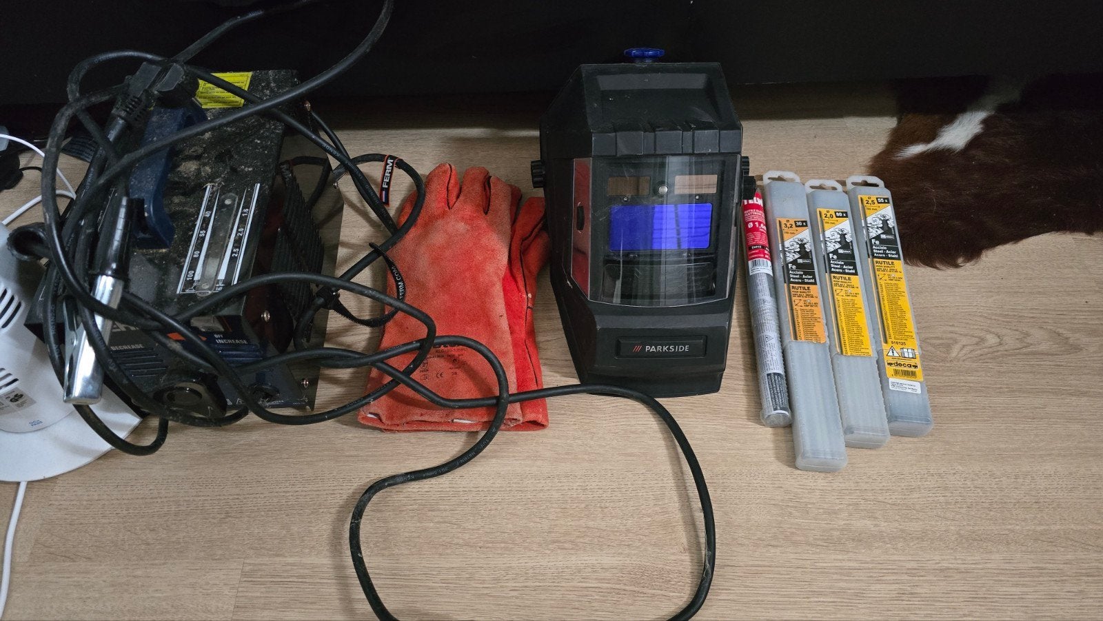 las apperaat met toebehoren, Ophalen, Minder dan 150 ampère, Elektroden