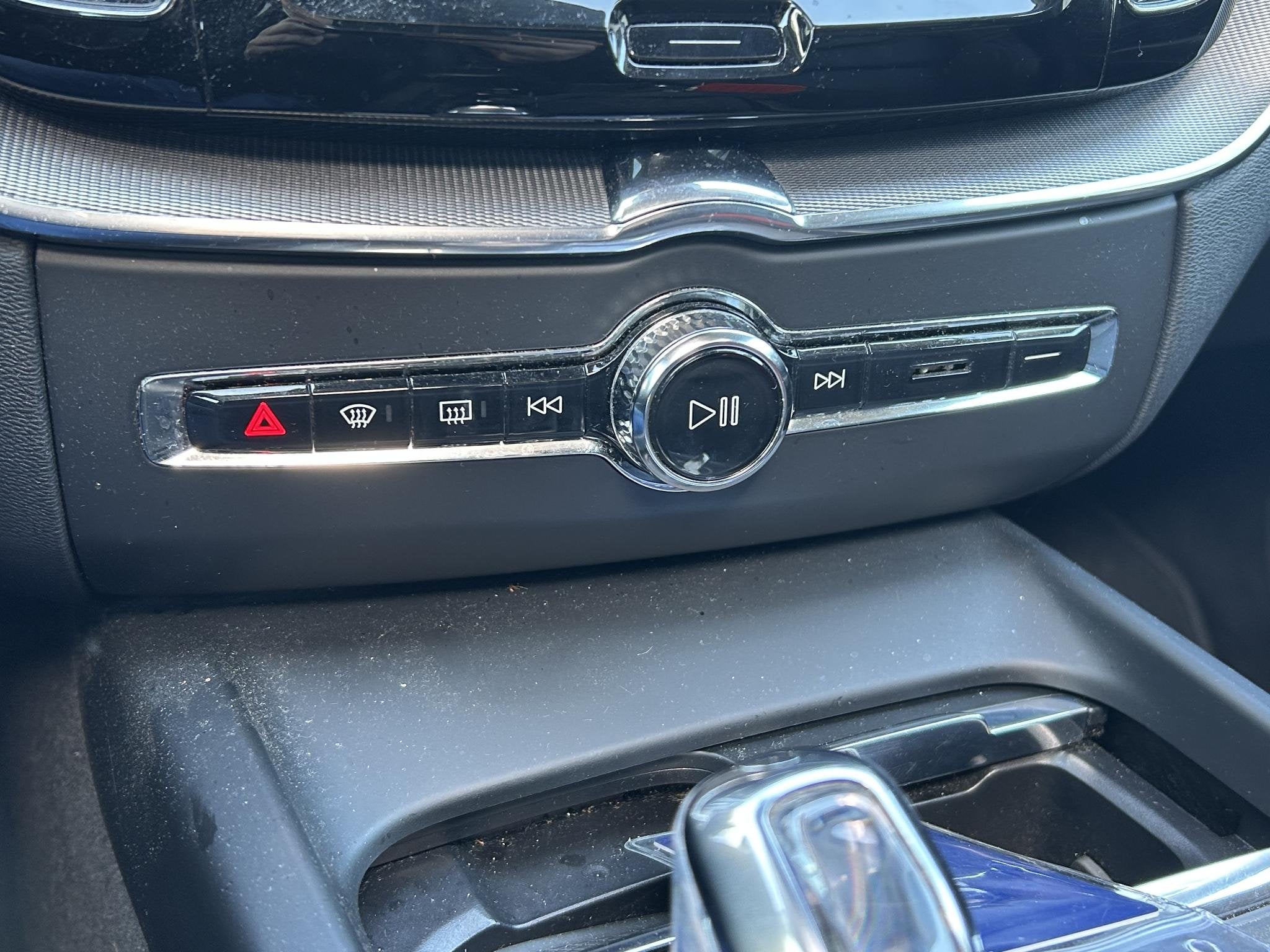 Foto 13 van Volvo XC60 2.0 T8 Twin Engine AWD Inscription | Panoramadak