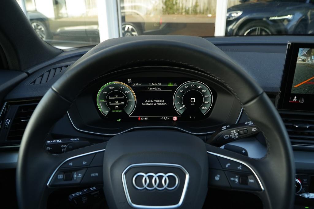 Audi Q5 50 TFSI e Hybrid Edition I ACC I Pano I 20 inch I Tr, Auto's, Automaat, Gebruikt, Zwart, 4 cilinders