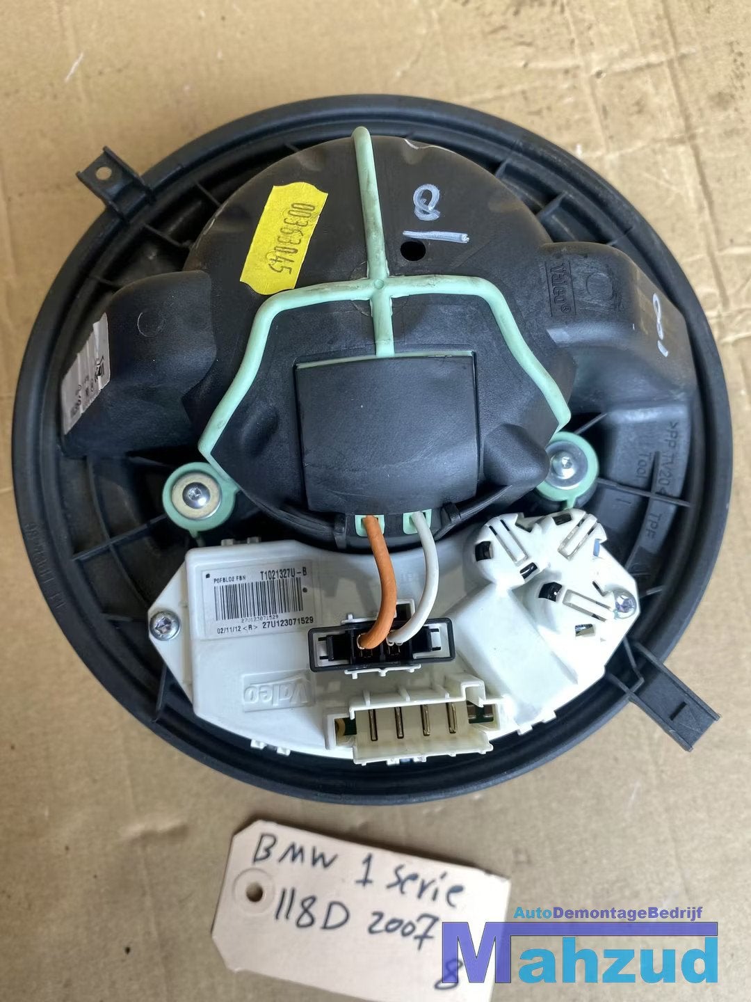 BMW 1 SERIE E87 Aanjager kachel motor (UK) ventilation fan, Auto-onderdelen, Petuelring 130
80788  Munich, DE, Gebruikt, Info@bmw.de