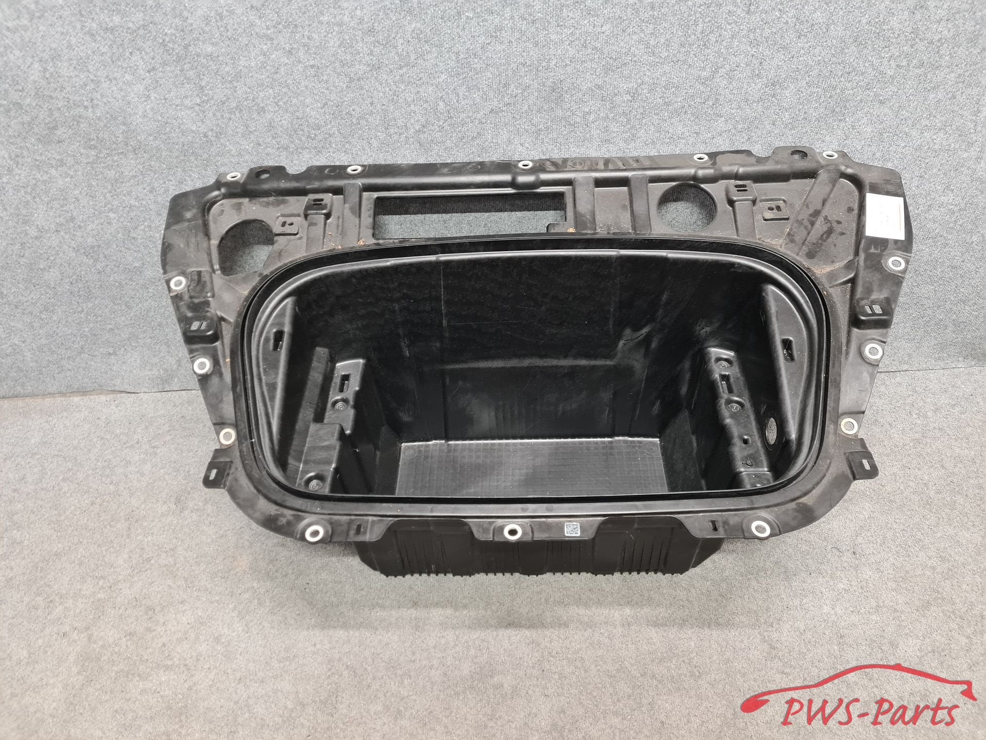 PORSCHE 9J TAYCAN KOFFER BAGAGE BAK VOORKANT ORIGINEEL, Ophalen, Gebruikt, -, -
