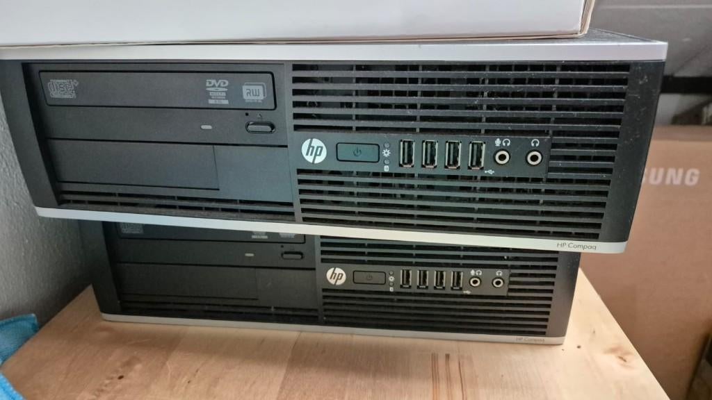 Twee HP Compaq 8200 desktop computers, Ophalen, Gebruikt, Onbekend