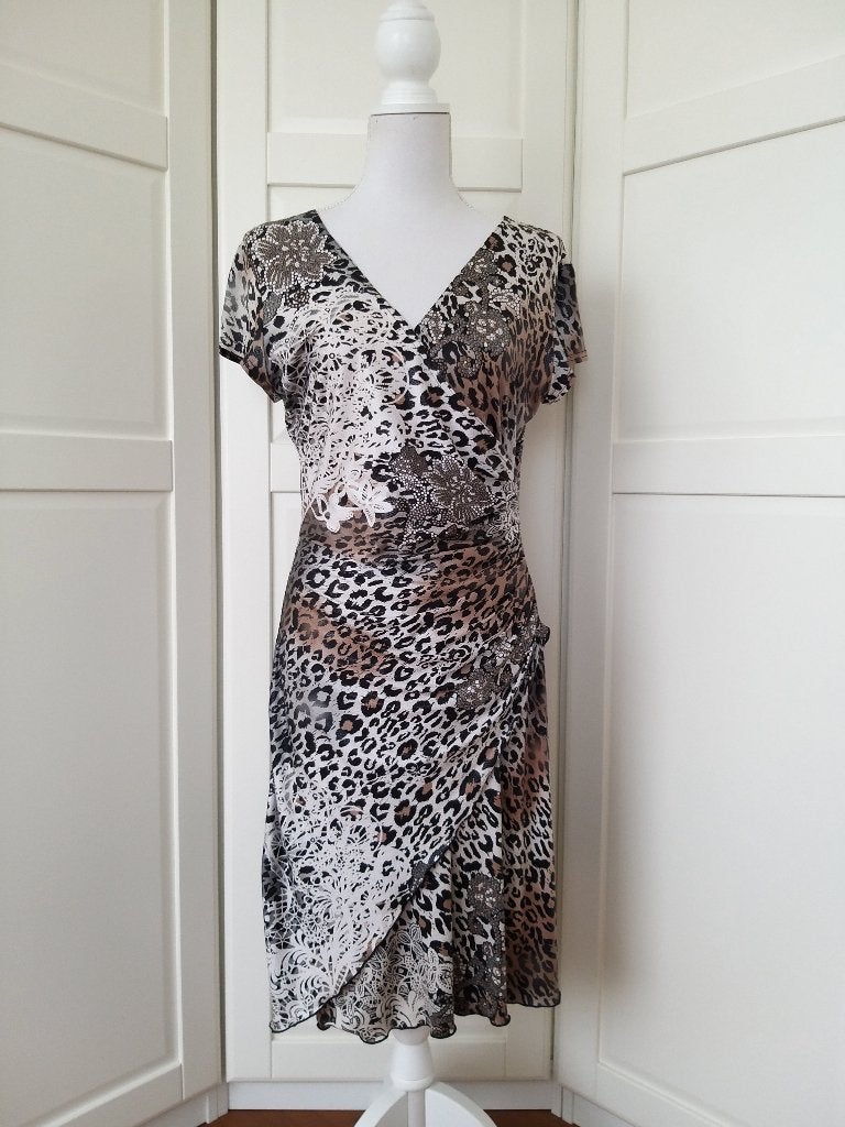 Joseph Ribkoff stretchy panter leopard jurk, maat 38 M, Maat 38/40 (M), Wit, Joseph Ribkoff, Ophalen of Verzenden